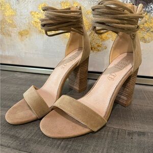 New in box strappy heels size 8